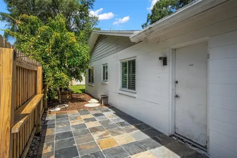 10508 Homestead Drive Tampa FL 33618