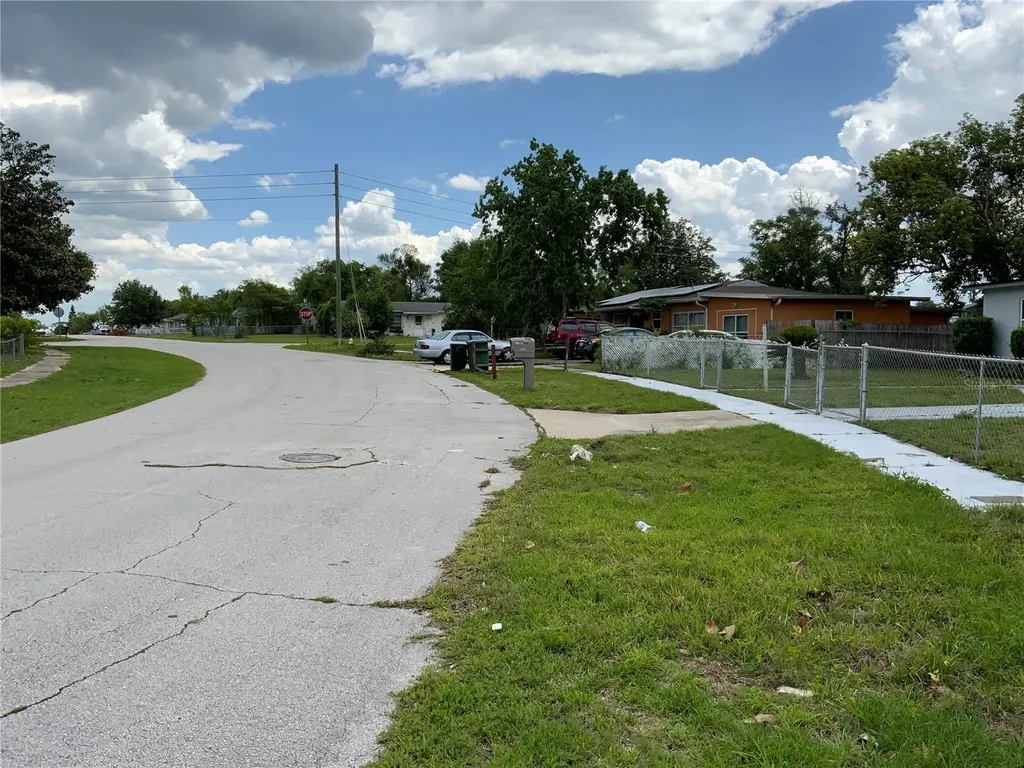 Hastings Drive Deltona FL 32725
