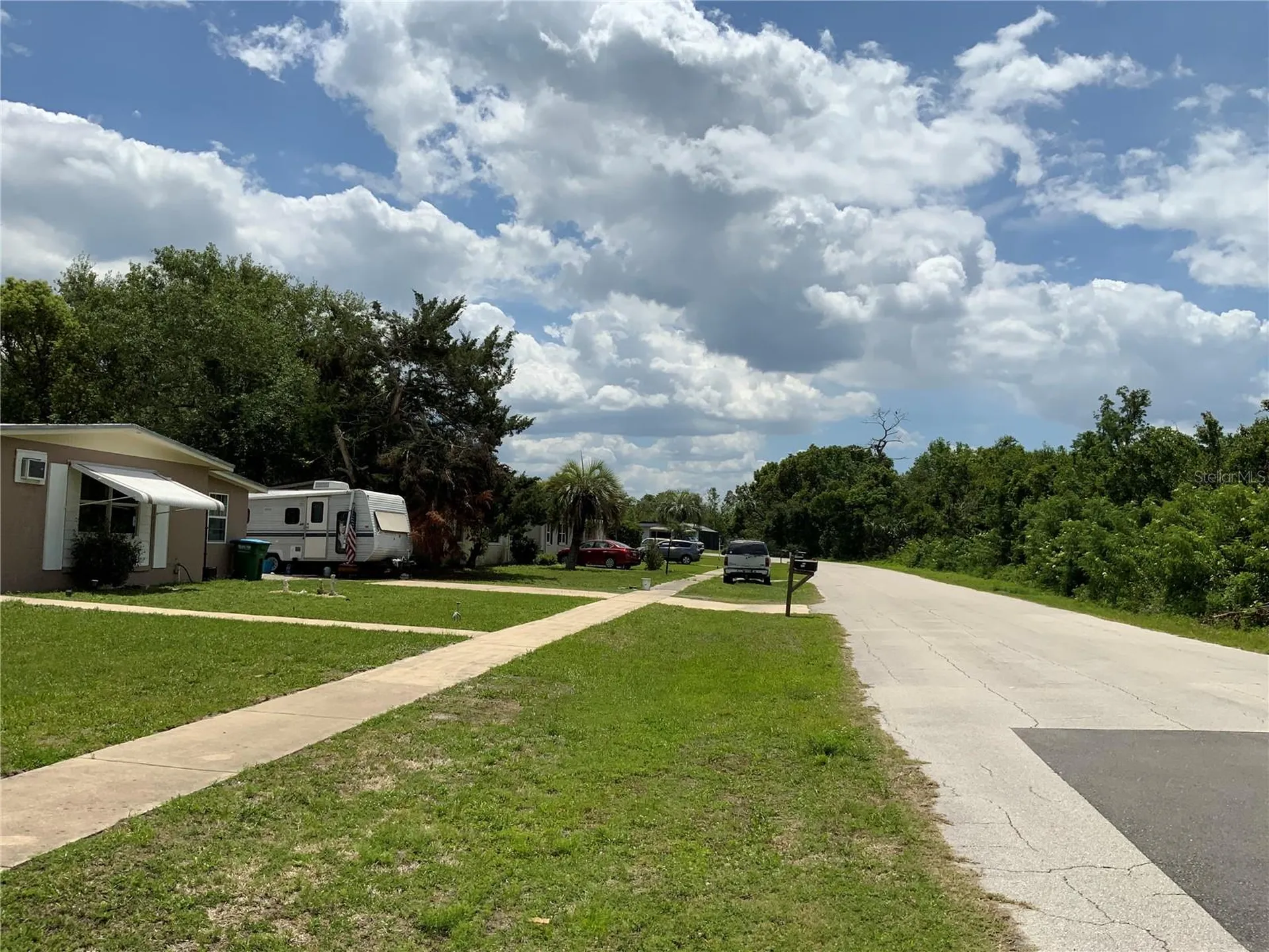Hastings Drive Deltona FL 32725