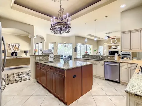 746 Whisper Woods Drive Lakeland FL 33813
