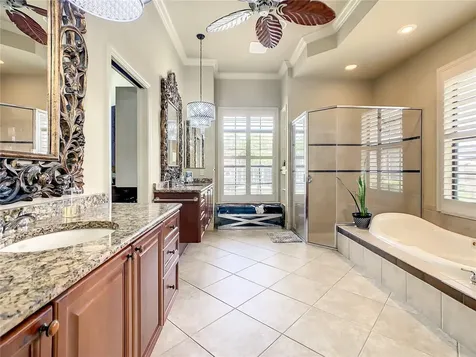 746 Whisper Woods Drive Lakeland FL 33813