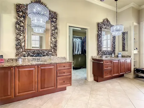 746 Whisper Woods Drive Lakeland FL 33813