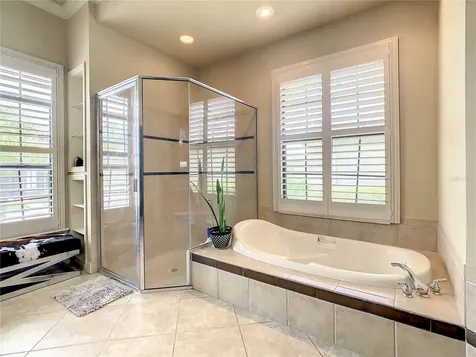 746 Whisper Woods Drive Lakeland FL 33813