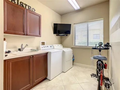 746 Whisper Woods Drive Lakeland FL 33813