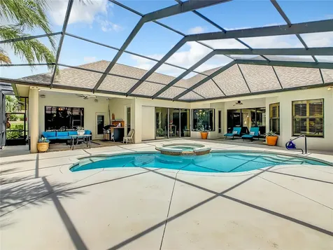 746 Whisper Woods Drive Lakeland FL 33813