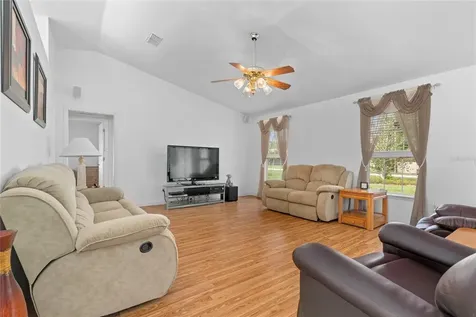 6565 NE 28th Court Ocala FL 34479