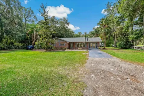 1701 W Knights Griffin Road Plant City FL 33565