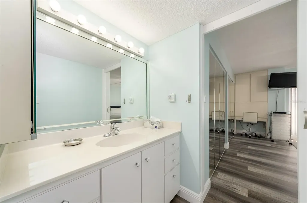 450 S Gulfview Boulevard Clearwater FL 33767