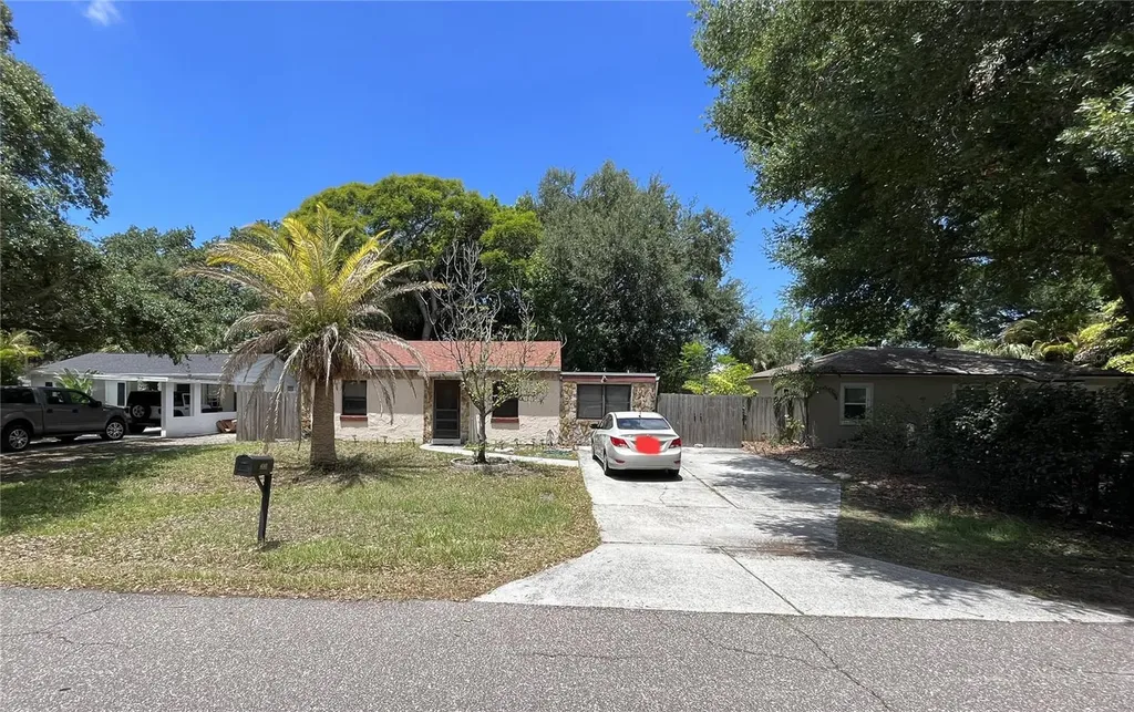 4307 S Renellie Drive Tampa FL 33611