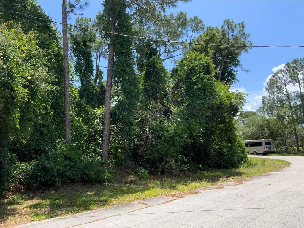 2690 Kingsdale Drive Deltona FL 32738