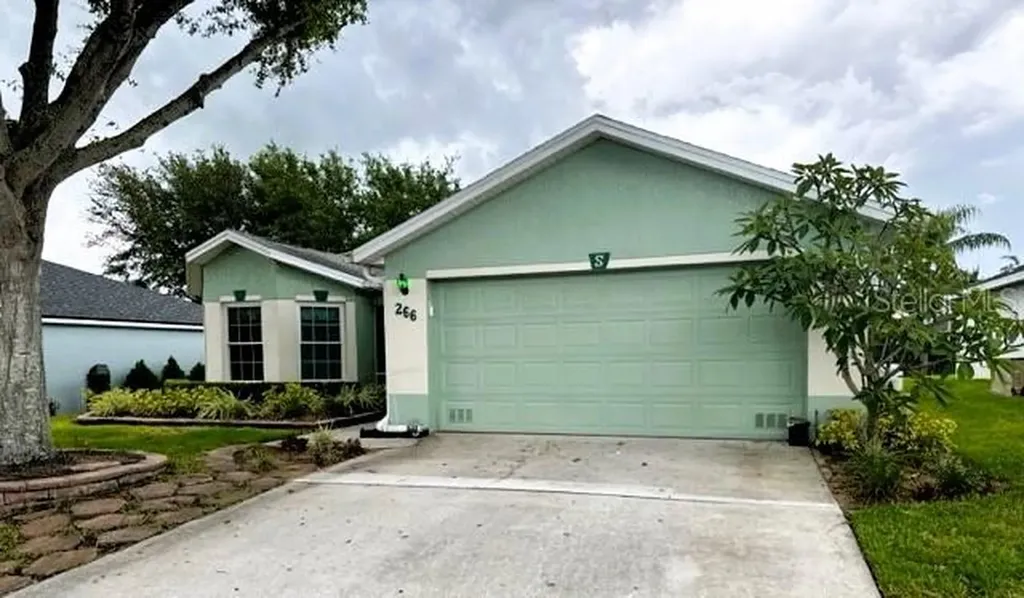266 Chalet Estates Street Lake Wales FL 33859