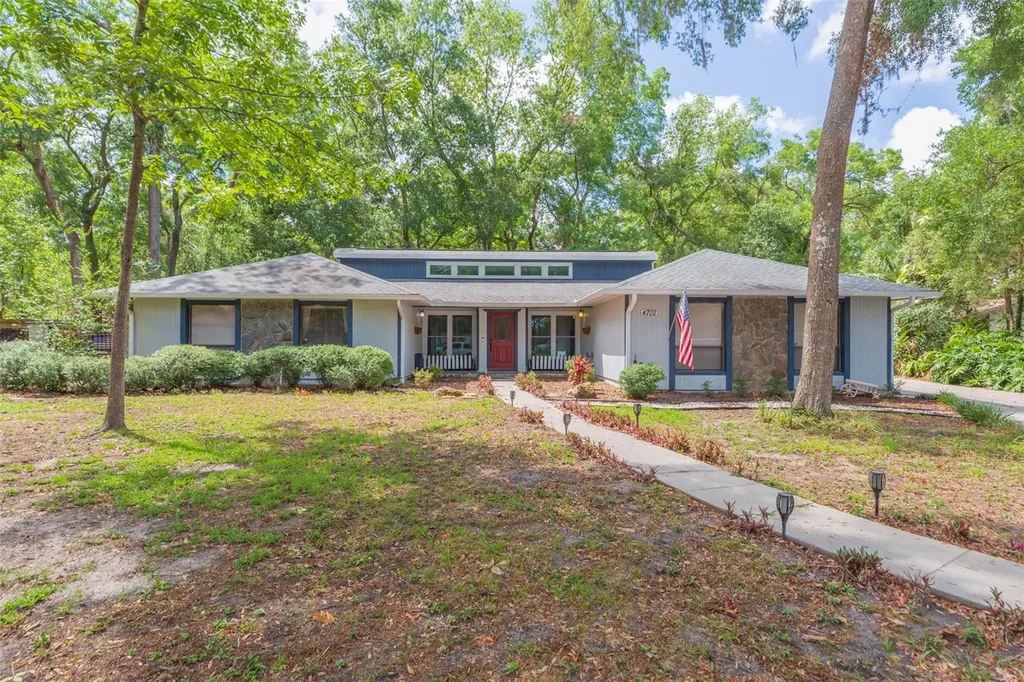 4702 Fernstone Court Brandon FL 33511