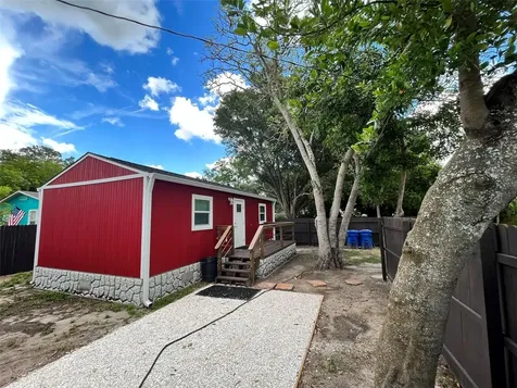 3047 38th Avenue N St Petersburg FL 33713