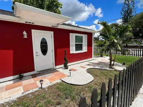 3047 38th Avenue N St Petersburg FL 33713