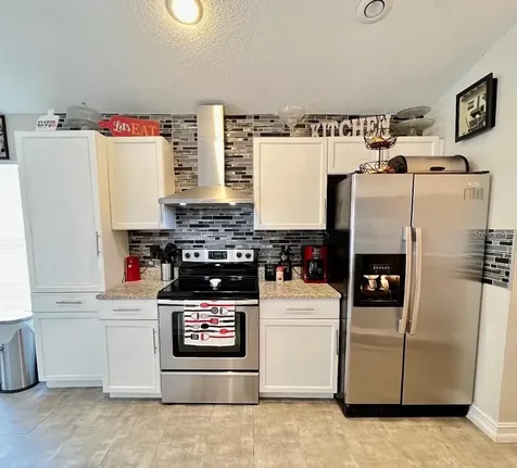 2077 Shannon Lakes Boulevard Kissimmee FL 34743