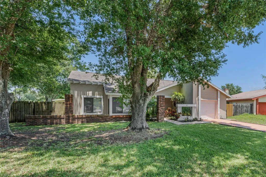 32 Trophy Lane Kissimmee FL 34759