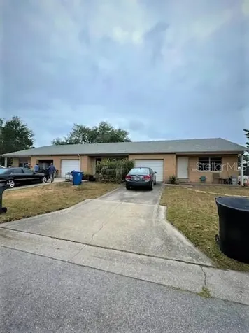 121 NE Jefferson Circle N St Petersburg FL 33702