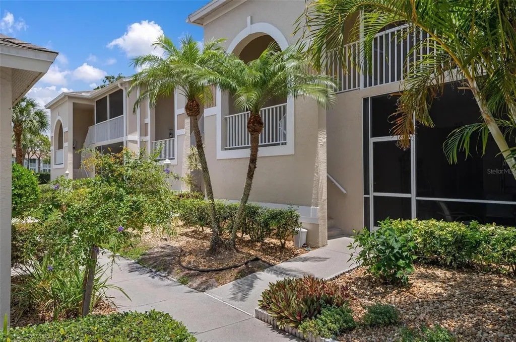 9540 High Gate Drive Sarasota FL 34238