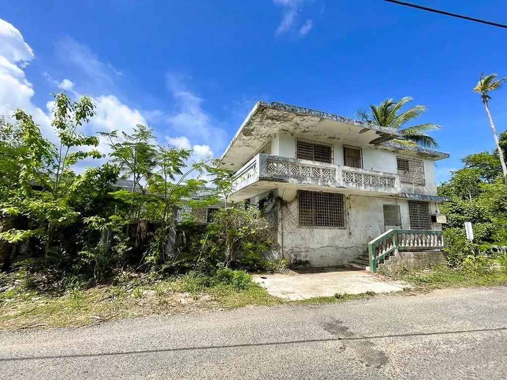 1918 Bo. Pilon Vieques PR 00765