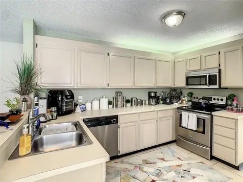 2301 Courtland Place Kissimmee FL 34743