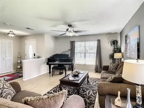2301 Courtland Place Kissimmee FL 34743