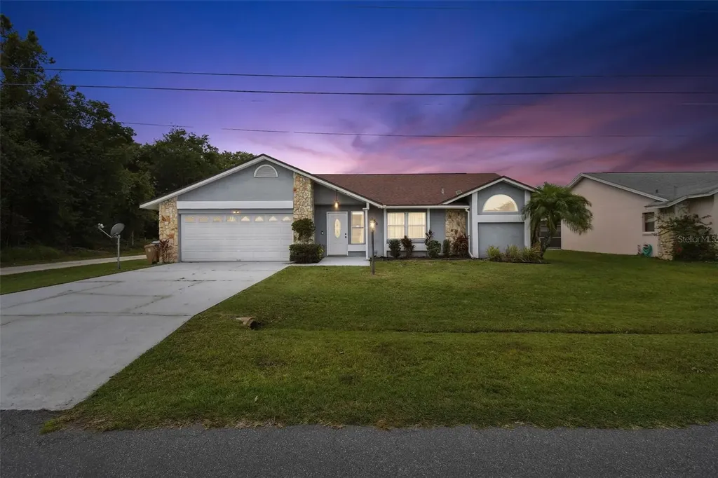356 Colonade Court Kissimmee FL 34758
