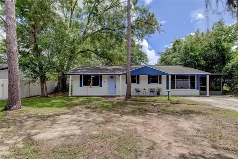 8407 N Tangerine Place Tampa FL 33617