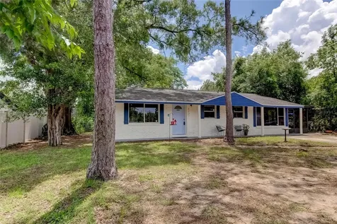 8407 N Tangerine Place Tampa FL 33617