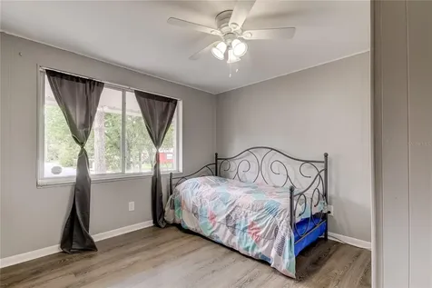 8407 N Tangerine Place Tampa FL 33617