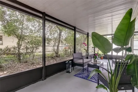 8407 N Tangerine Place Tampa FL 33617