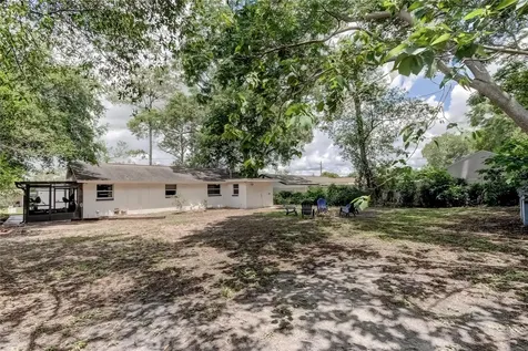 8407 N Tangerine Place Tampa FL 33617