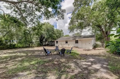8407 N Tangerine Place Tampa FL 33617