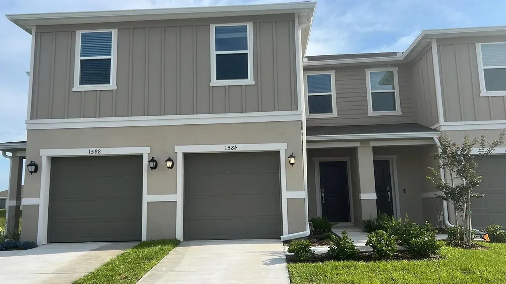 1584 Mirabella Circle Davenport FL 33897