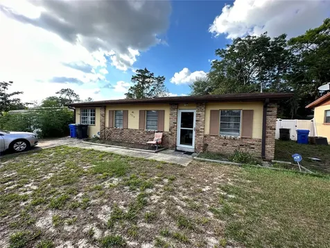 7010 Conifer Drive Tampa FL 33637