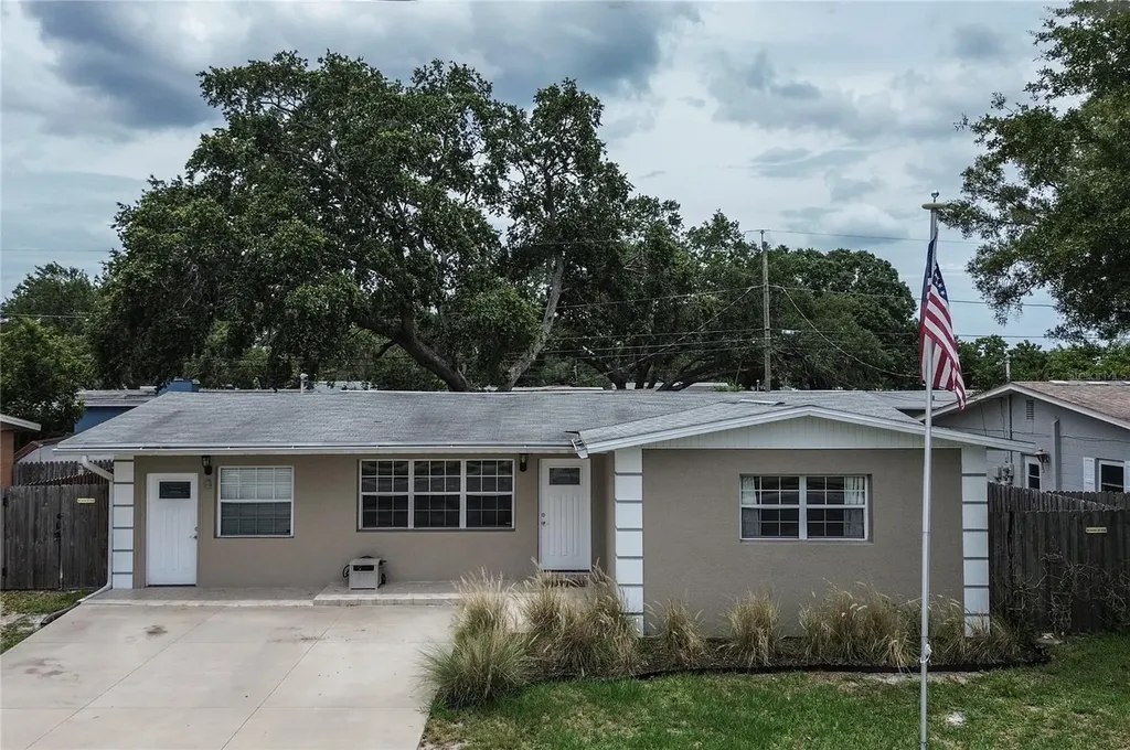 8431 74th Avenue N Seminole FL 33777