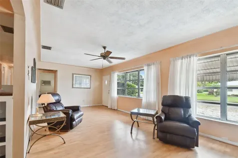 1801 40th Street N St Petersburg FL 33713