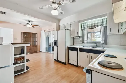 1801 40th Street N St Petersburg FL 33713