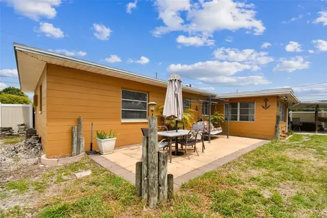 1801 40th Street N St Petersburg FL 33713