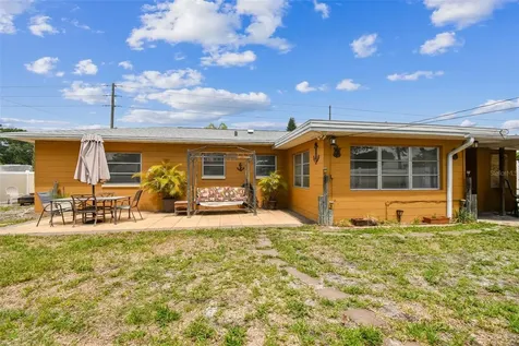 1801 40th Street N St Petersburg FL 33713