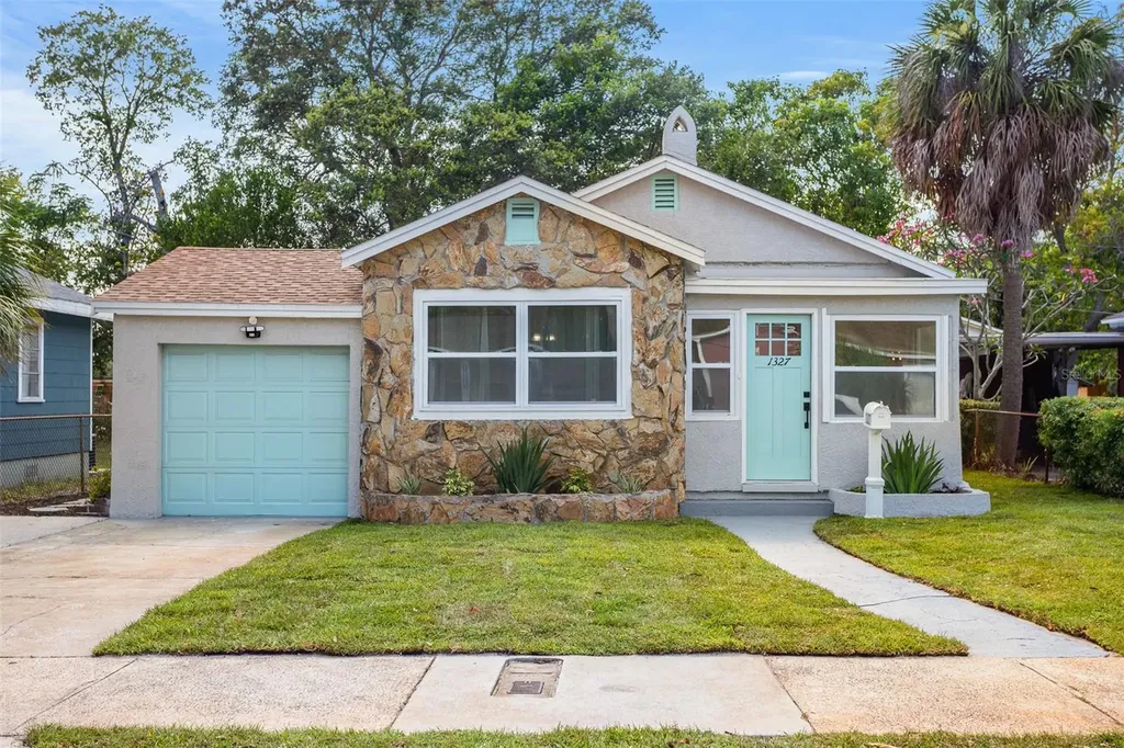 1327 Prescott Street S St Petersburg FL 33712