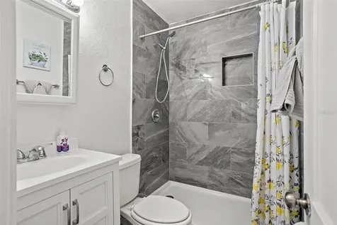 1327 Prescott Street S St Petersburg FL 33712