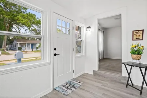 1327 Prescott Street S St Petersburg FL 33712