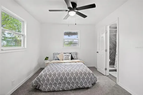 1327 Prescott Street S St Petersburg FL 33712