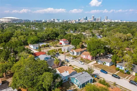 1327 Prescott Street S St Petersburg FL 33712
