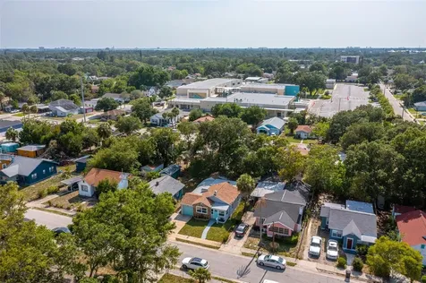 1327 Prescott Street S St Petersburg FL 33712
