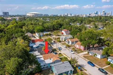 1327 Prescott Street S St Petersburg FL 33712