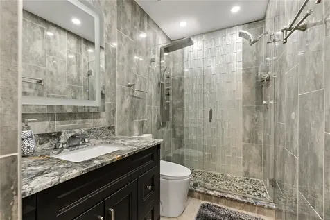 1231 Lornewood Drive Valrico FL 33596