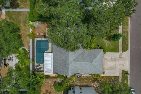 1231 Lornewood Drive Valrico FL 33596