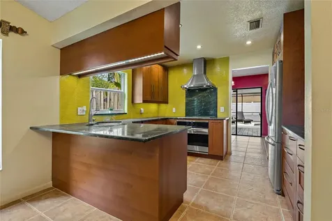 1231 Lornewood Drive Valrico FL 33596
