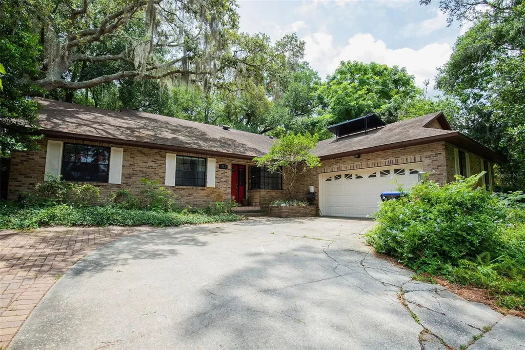 733 Saxby Avenue Orlando FL 32835